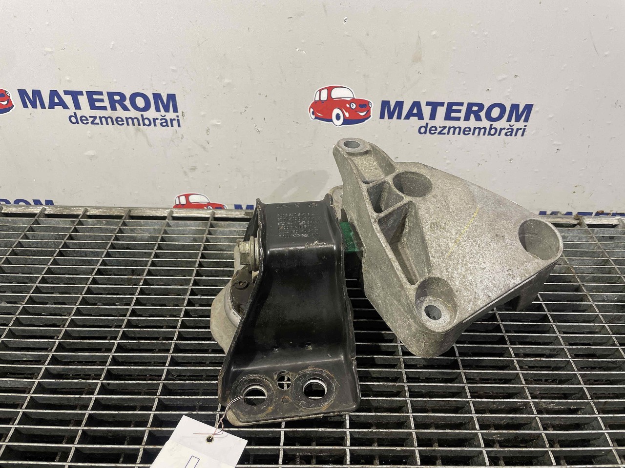 TAMPON MOTOR RENAULT MEGANE 1.9 DCI - (2