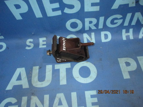 Tampon motor Ssangyong Rexton 2.7xdi;  2071008100