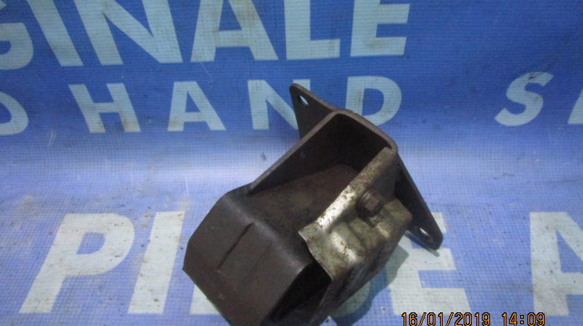 Tampon motor Ssangyong Rodius 2.7xdi; 2072021001