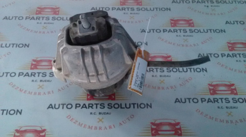 Tampon motor stanga 2.0 D 4x4 BMW X1 (E84) 2009-2015