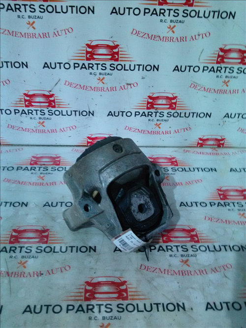 Tampon motor stanga 2.0 d AUDI Q5 an fabr. 2010