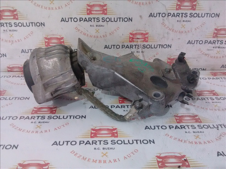 Tampon motor stanga 2.0 D BMW E 90 an fabr. 2009