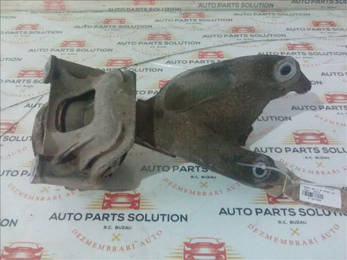 Tampon motor stanga AUDI A4 1.8 TFSI an fabr. 2011