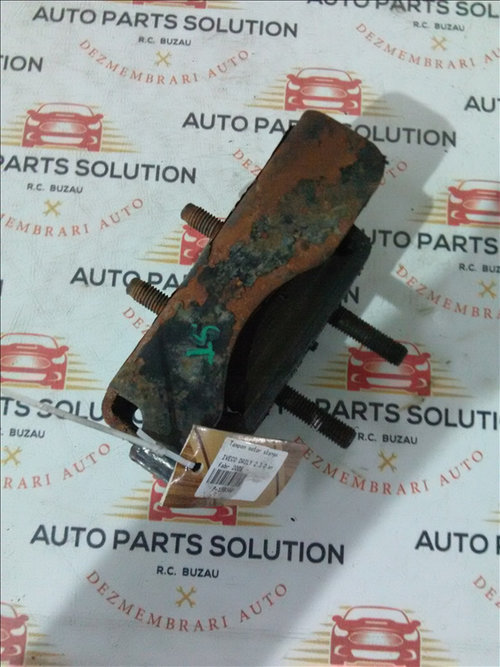 Tampon motor stanga IVECO DAILY 2.3 D an fabr 2008