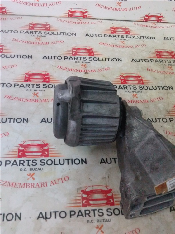 Tampon motor stanga MERCEDES-BENZ CLS 3.0 d an fabr. 2012