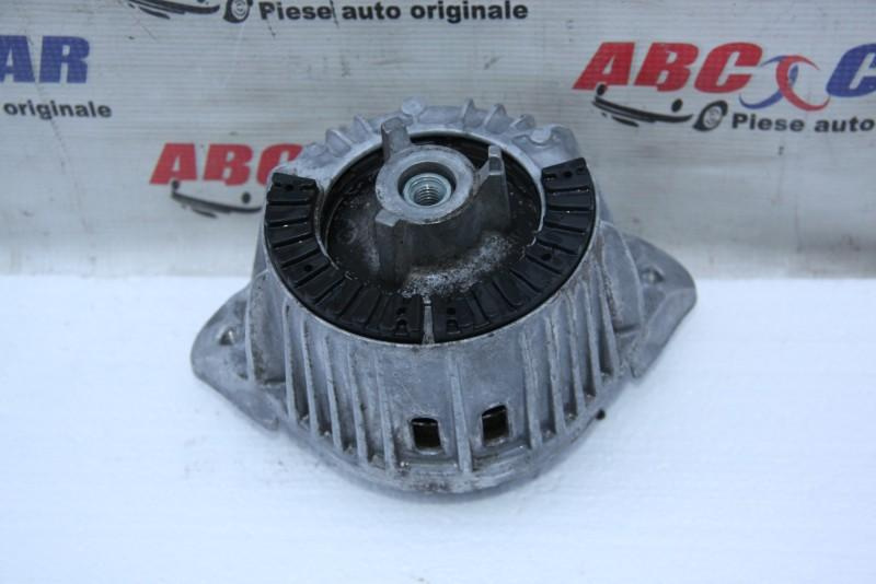 Tampon motor stanga  Mercedes C-Class 2007-2014 W204 A2122404117