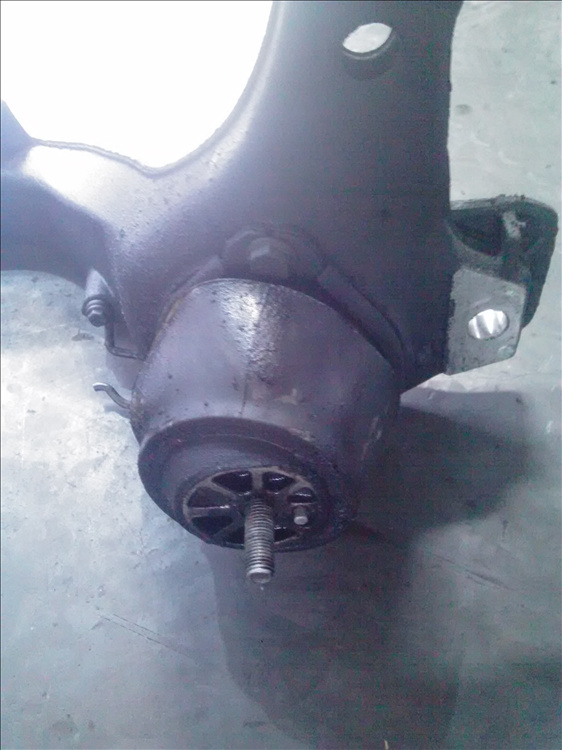 Tampon motor stanga VOLKSWAGEN TOUAREG 2.5 TDI an fabr. 2006