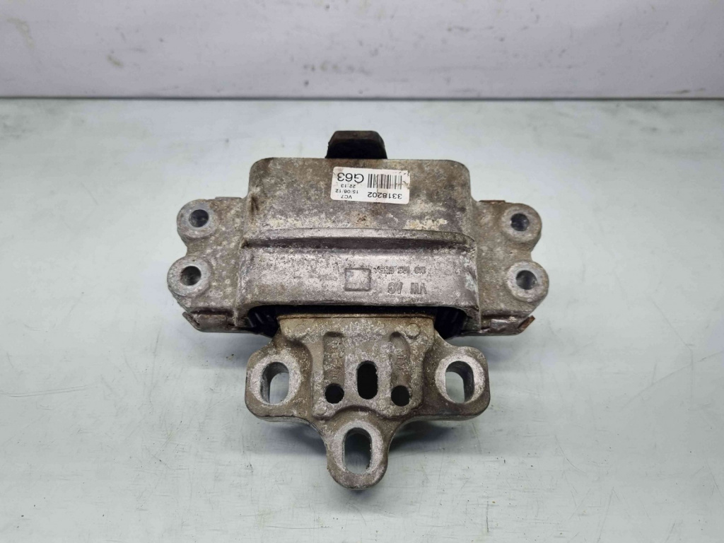 Tampon motor Volkswagen Passat B7 (365) Variant [Fabr 2010-2014] 1K0199555AT 2.0 TDI CFFB 2.0 TDI CFFB 103KW / 140CP