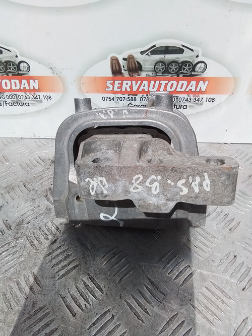 Tampon motor Volkswagen Passat B8 (2014-2019) 2.0 Motorina 2015, 3Q0199262J / DREAPTĂ