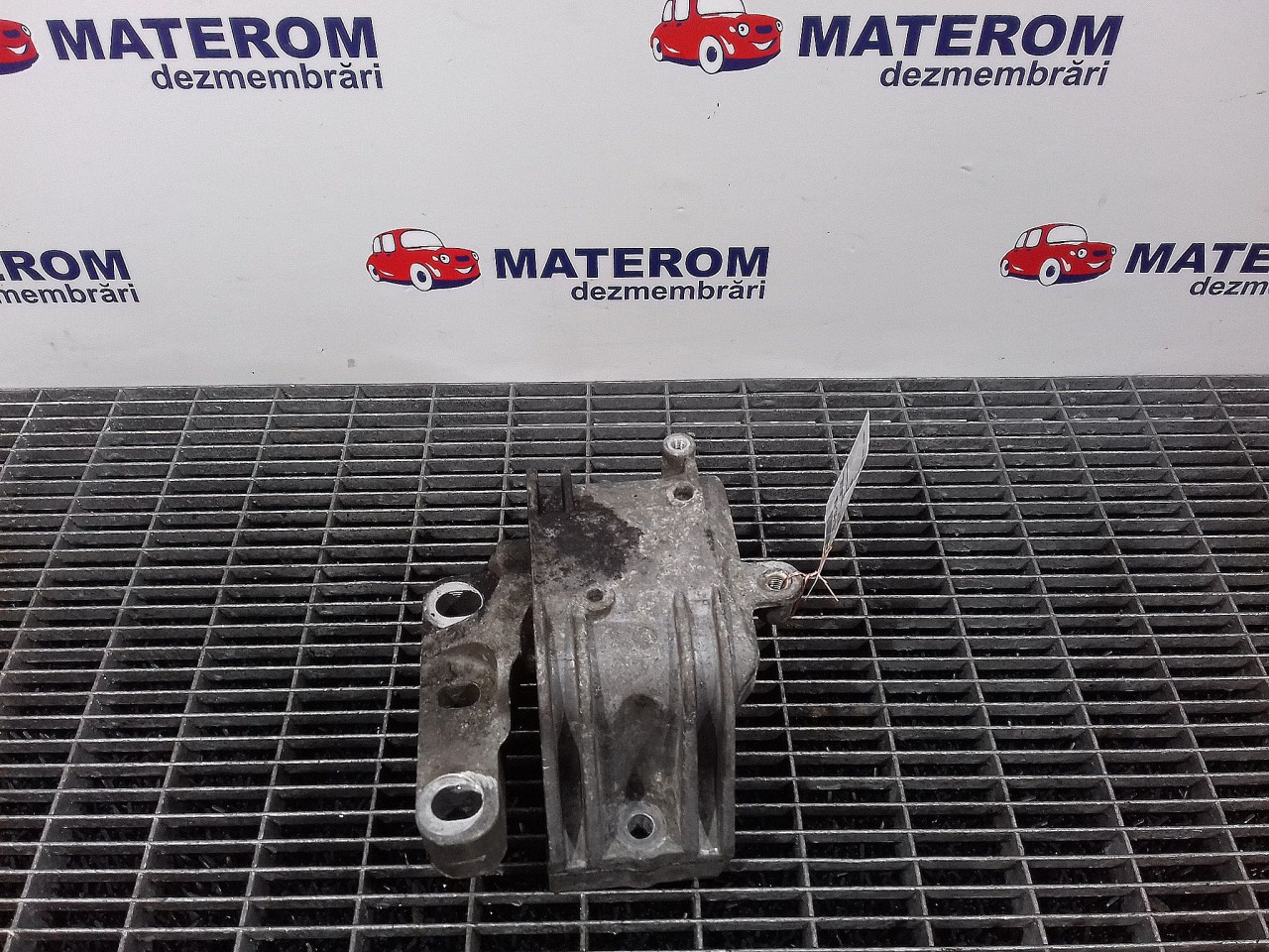 TAMPON MOTOR VW GOLF V PLUS 1.9 TDI - (2005 2008)