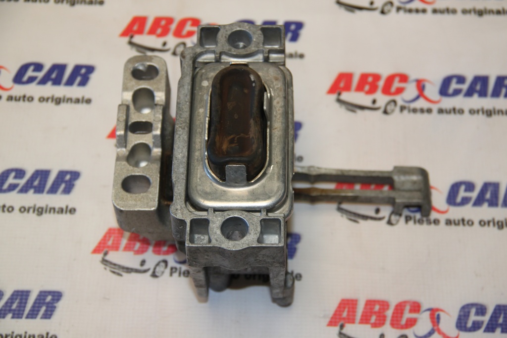 Tampon motor VW Passat B8 2.0 TDI cod: 5Q0199262DE model 2016