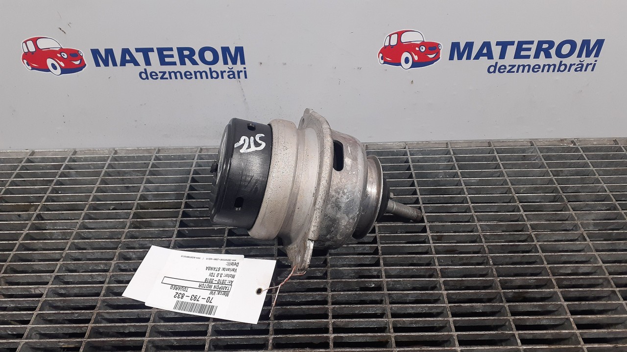 TAMPON MOTOR VW TOUAREG 3.0 TDI - (2010 