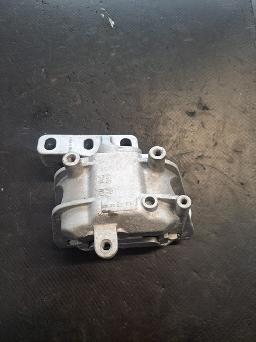 Tampon motor VW Touran 2.0 TDI BKC 140 CP - COD 1k0199262BA