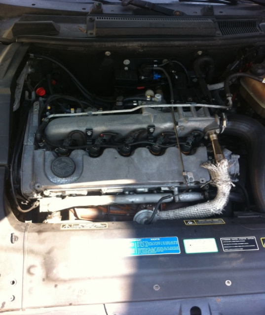 Tampon superior radiator Alfa Romeo 166 936 [1998 - 2007] Sedan 2.4 JTD MT (136 hp) 20V