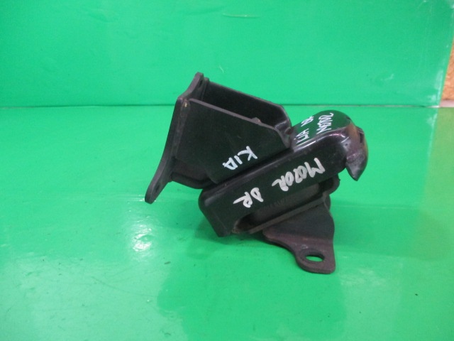 TAMPON / SUPORT MOTOR DREAPTA KIA SORENTO 1 FAB. 2002 – 2009 ⭐⭐⭐⭐⭐