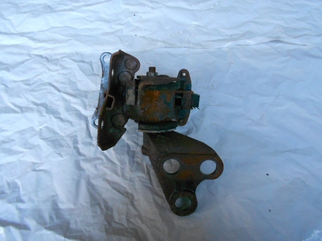 TAMPON / SUPORT MOTOR MAZDA 323 F 1.5 BENZINA FAB. 1995 - 2000 ⭐⭐⭐⭐⭐