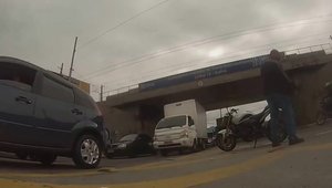 Tanar impuscat pentru ca a furat o motocicleta. ATENTIE, IMAGINI SOCANTE!