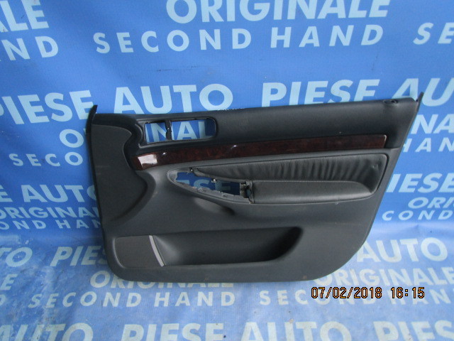 Tapiterie Audi A4 1997; 8D0867106 (portiere fata)
