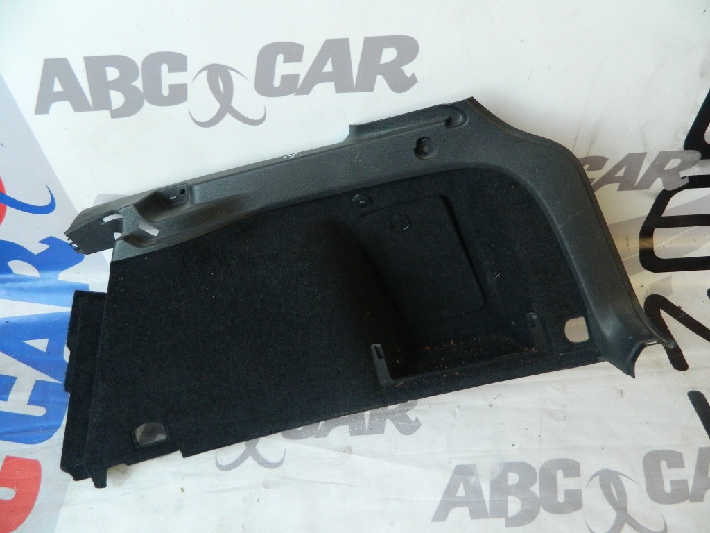 Tapiterie dreapta portbagaj VW Passat B6 Variant