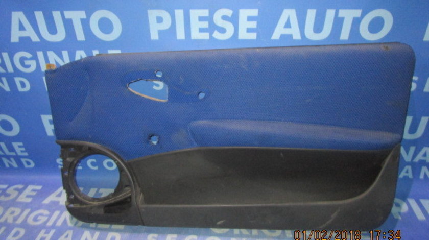 Tapiterie Fiat Punto (portiere); 735262544 ;3-hatchback