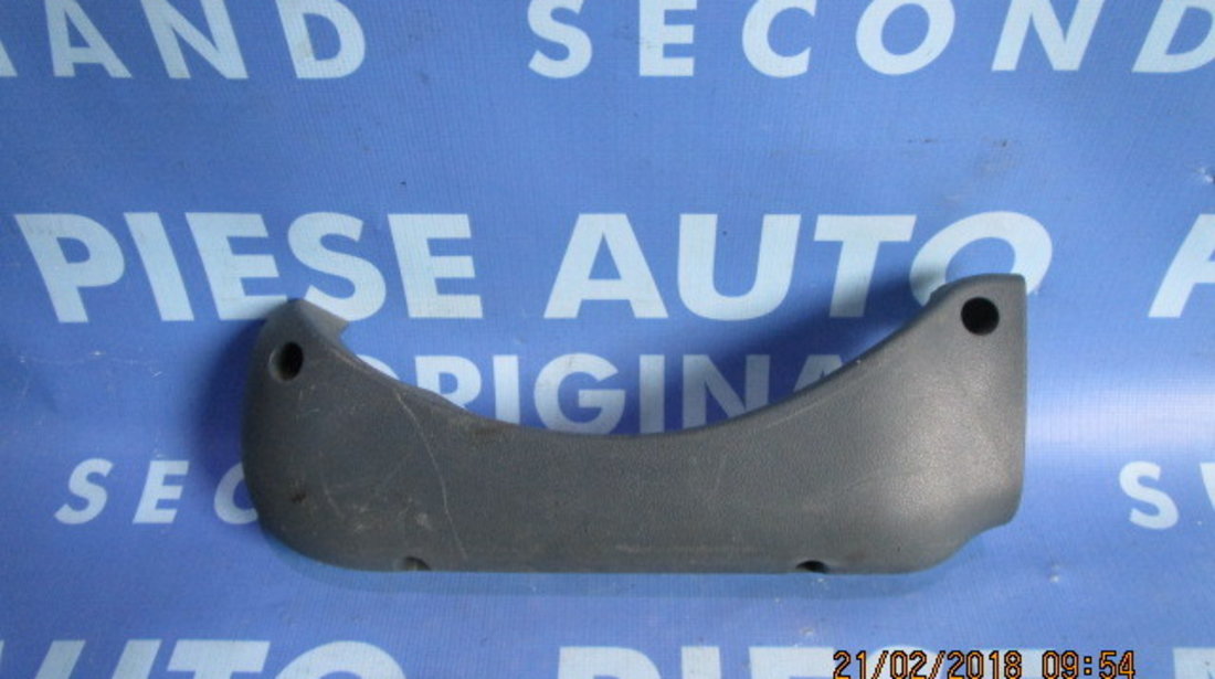 Tapiterie Renault Kangoo ; 7700304758  // 7700304759 (portiere)