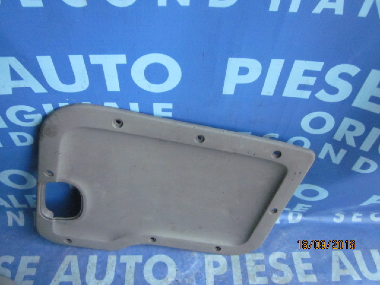 Tapiterie Renault Kangoo; 7700304775 // 7700304756 (carlinga // culisanta)