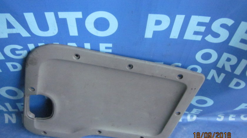 Tapiterie Renault Kangoo; 7700304775 // 7700304756 (carlinga // culisanta)