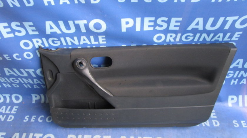 Tapiterie Renault Megane (portiere); 3-hatchback