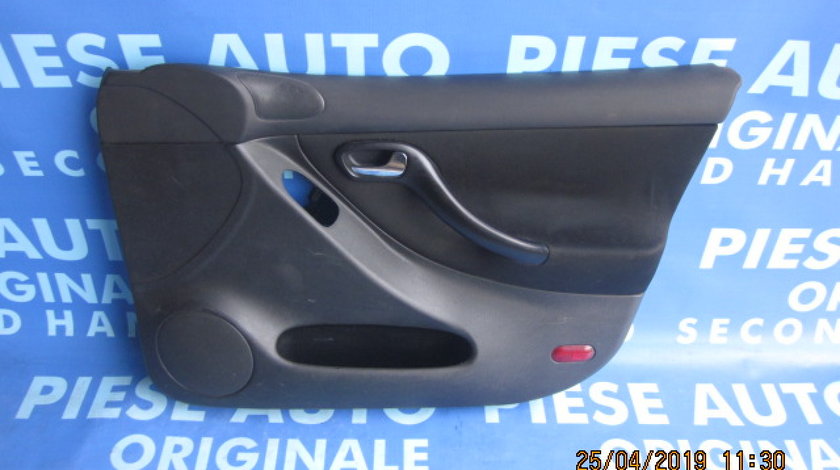 Tapiterie Seat Leon; 1M867011B // 1M867012B (portiere)