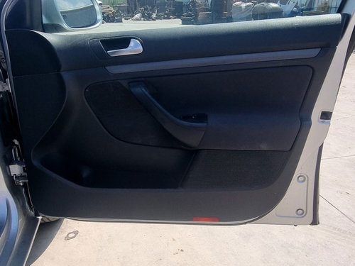 Tapiterie usa dreapta fata Volkswagen Jetta 3 (1K2) [Fabr 2005-2010] 1.9 TDI BXE 77KW / 105CP