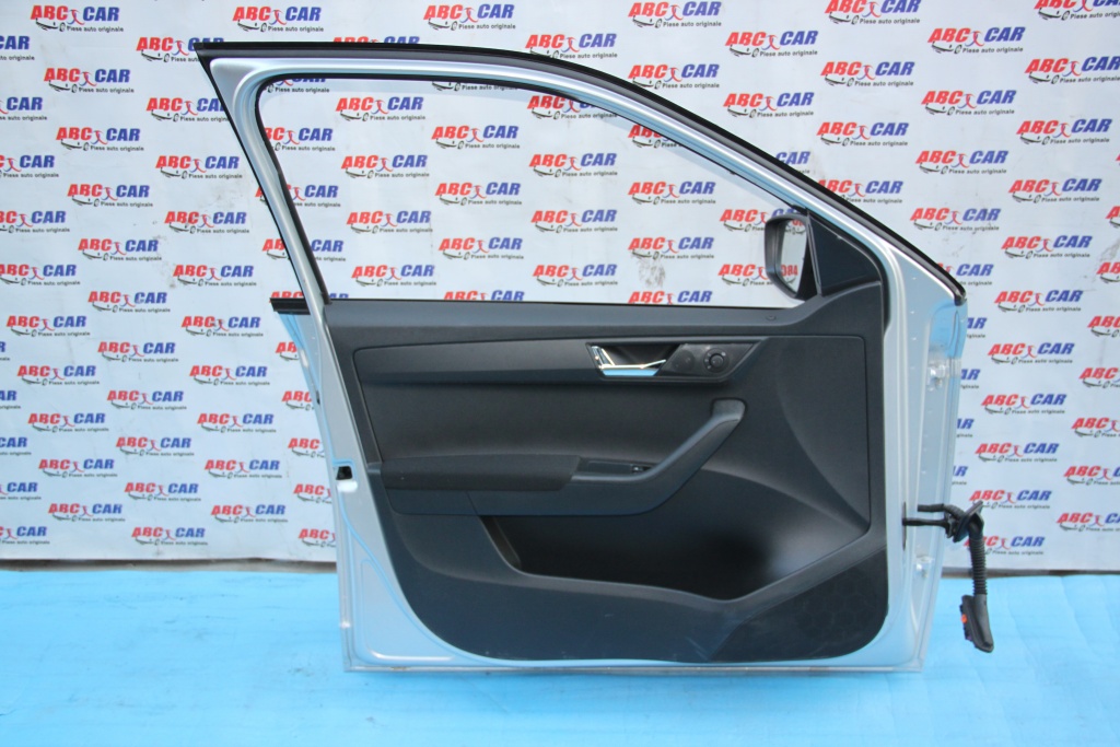 Tapiterie usa stanga fata Skoda Fabia 3 NJ model 2017