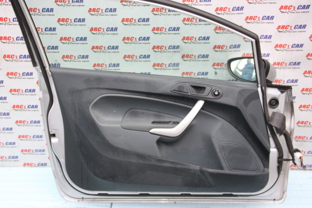 Tapiterie usa stanga Ford Fiesta in 2 usi model 2010