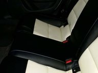 Tapiterii auto baia mare
