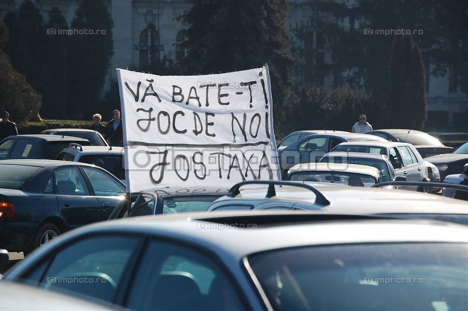 Taxa Auto se apropie de varianta finala: se va plati si la masinile inscrise RO