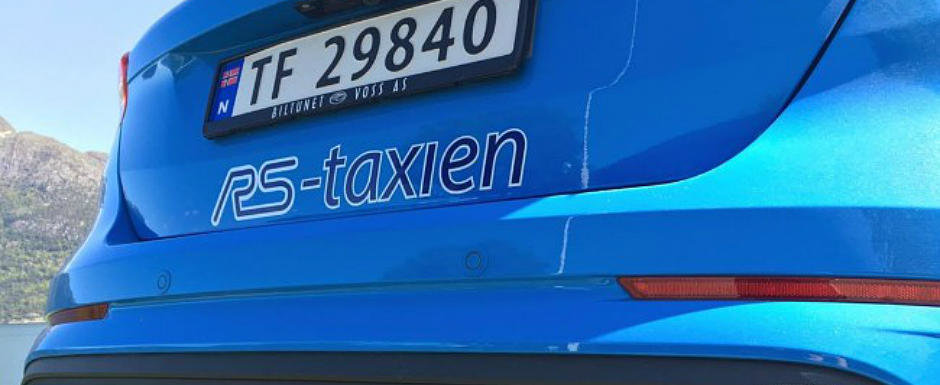 Taxi mai rapid ca asta cu greu intalnesti. In cate secunde face el suta Taxi mai rapid ca asta cu greu intalnesti. In cate secunde face el suta
