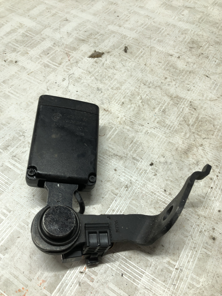 Teaca centura stânga BMW Seria 5 G30 - Motorina 2020, 747501703