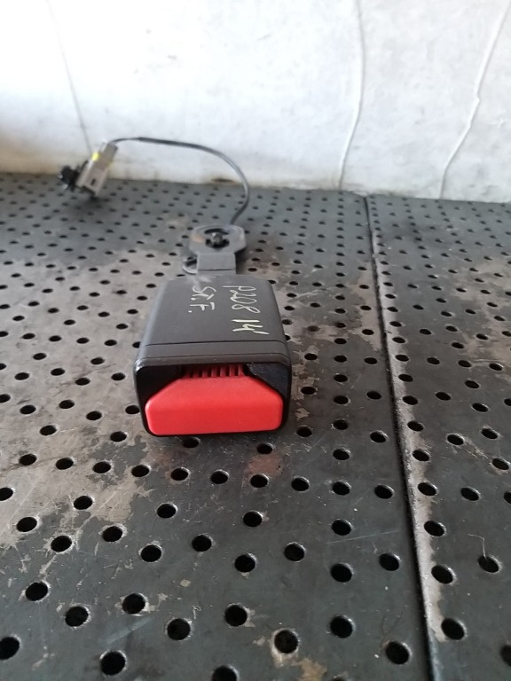 Teaca centura stanga fata peugeot 208 ca cc