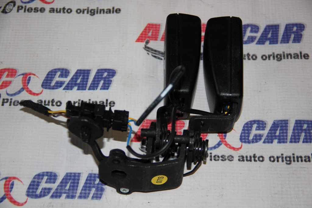 Teaca centuri spate Audi A3 8V cod: 8V0857739 model 2014