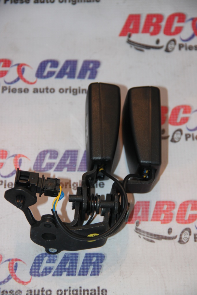 Teaca centuri spate Audi A3 8V cod: 8V0857759 model 2015