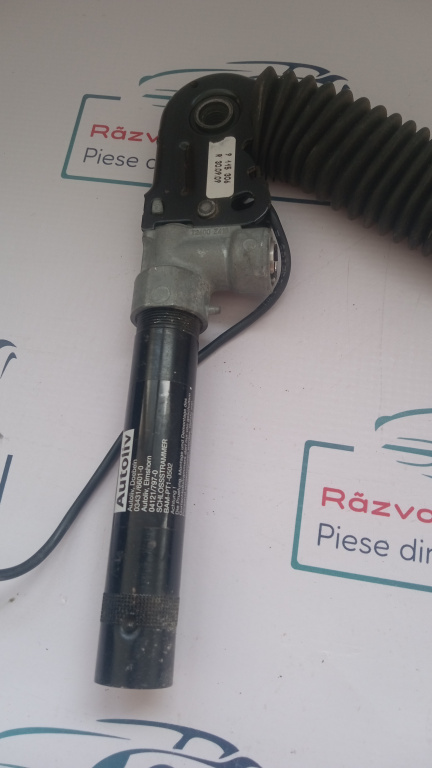Teaca cu pretensioner dreapta BMW Seria 7 2009, 9115306