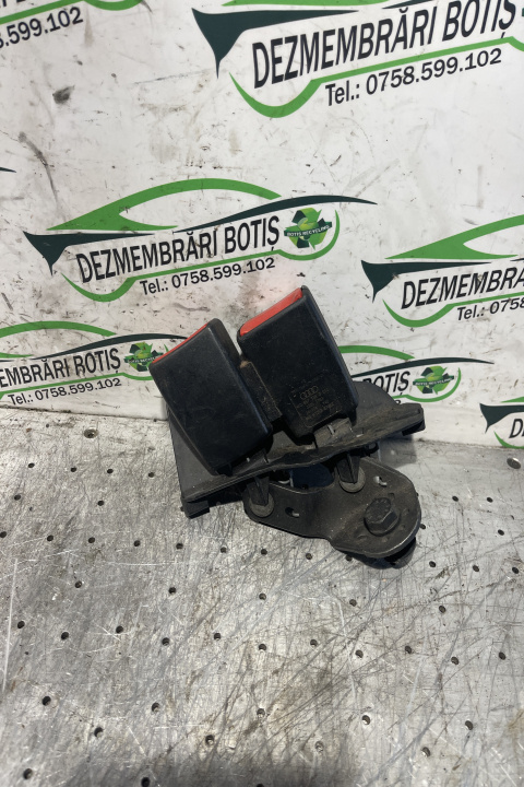 Teaca spate centrala 4F0 857 739 D 01C Audi A6 4F/C6 [2004 - 2008] wagon 5-usi