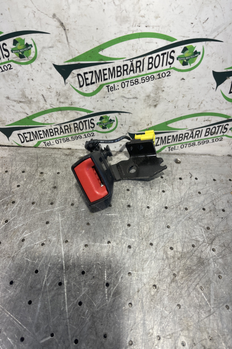 Teaca spate stanga A 204 860 09 69 Mercedes-Benz C-Class W204/S204 [2007 - 2012] Sedan 4-usi C 180 Kompressor MT (156 hp)