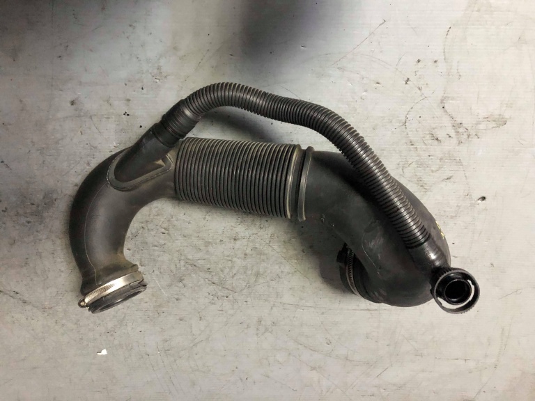 Teava intercooler 2.0 tdi cgl audi a6 c7 4g 4g0129615
