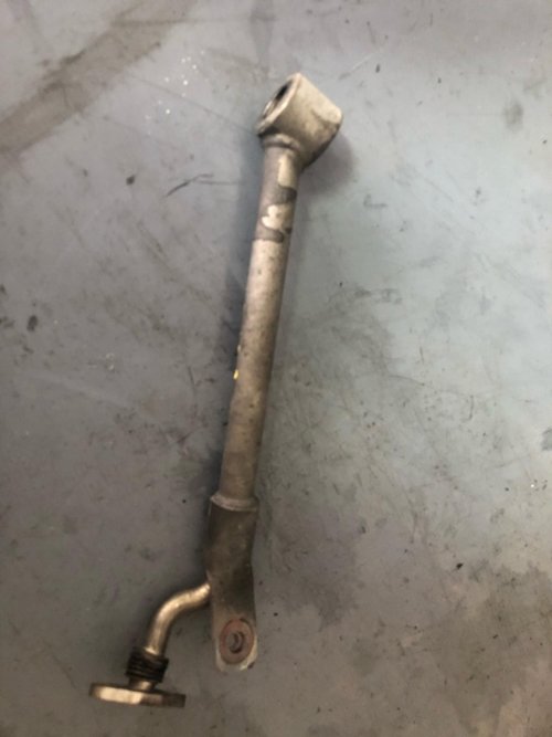 Teava ulei 2.0 tdi bmm skoda octavia 2 03g145736f 03g145736