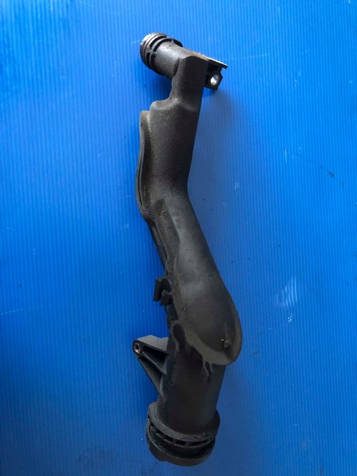 Teava umplere ulei 2.0 tdci g6da ford c-max dm2 ford focus 2 volvo s40 v50 9654733980