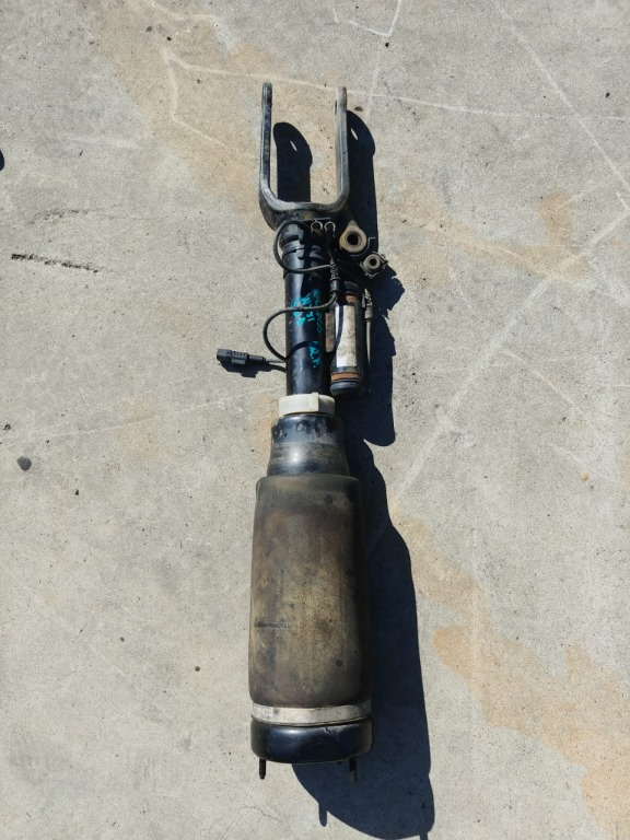 Telescop amortizor aer dreapta fata 3.0 cdi 642950 mercedes r-class w251