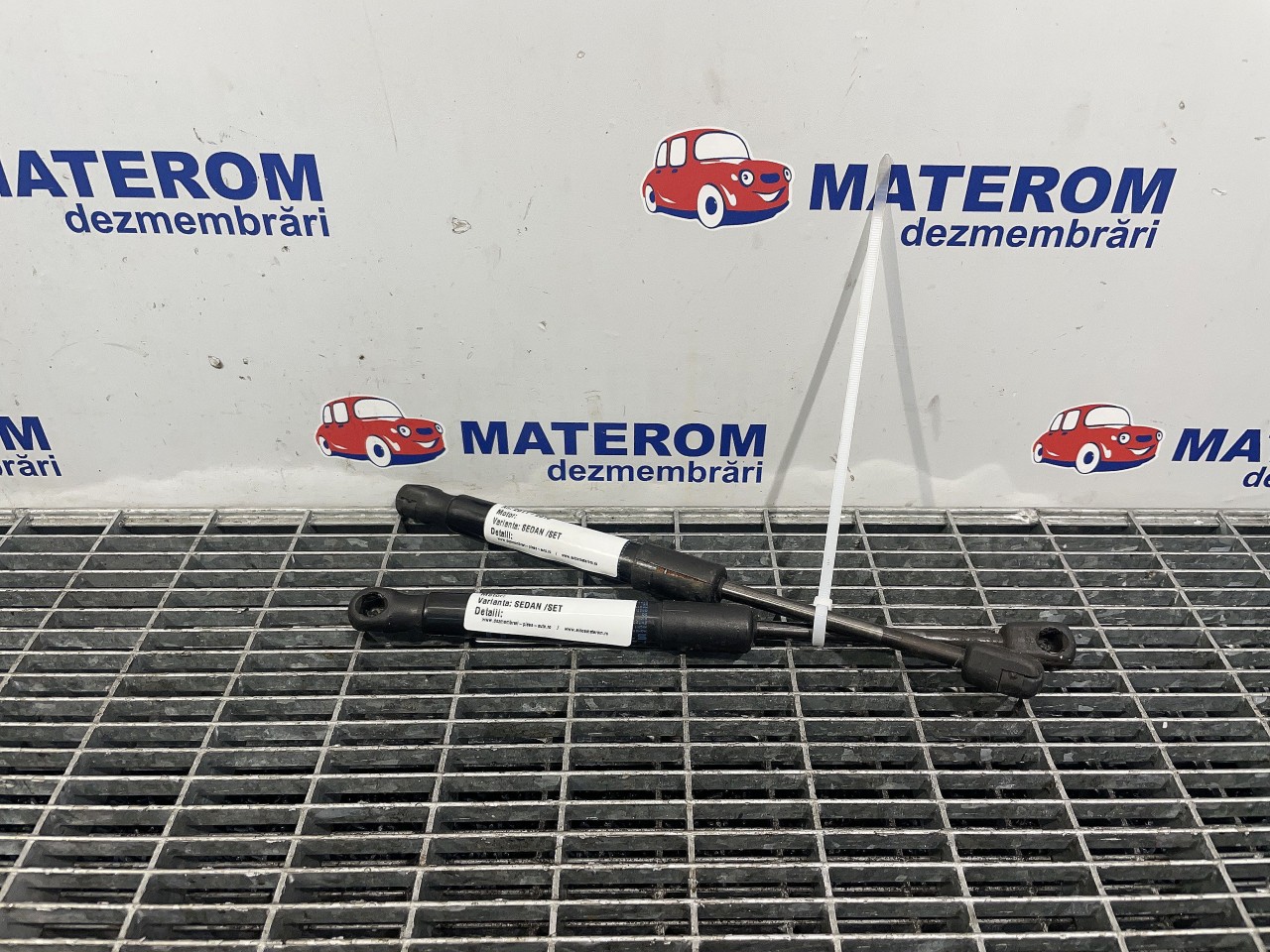 TELESCOP CAPOTA SPATE BMW SERIA 3 F 30 - - (2011 2018)