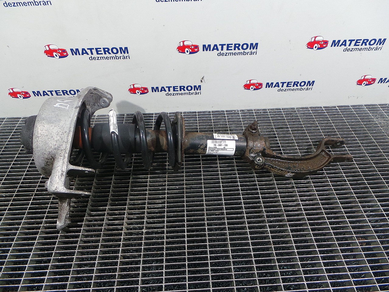TELESCOP FATA DREAPTA AUDI Q5 2.0 TDI - 