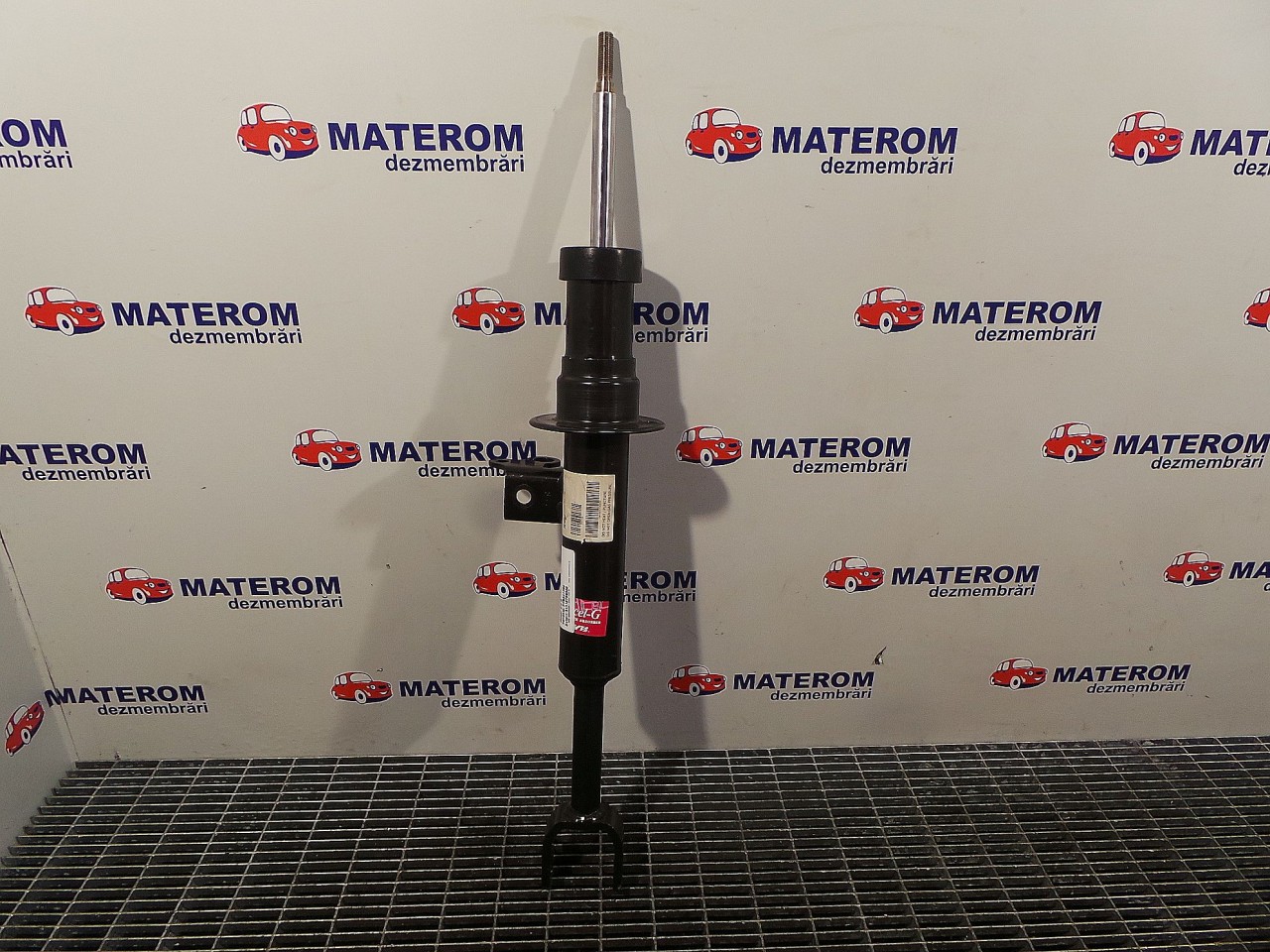 TELESCOP FATA DREAPTA BMW SERIA 5 F 10 2.0 D - (2010 2014)