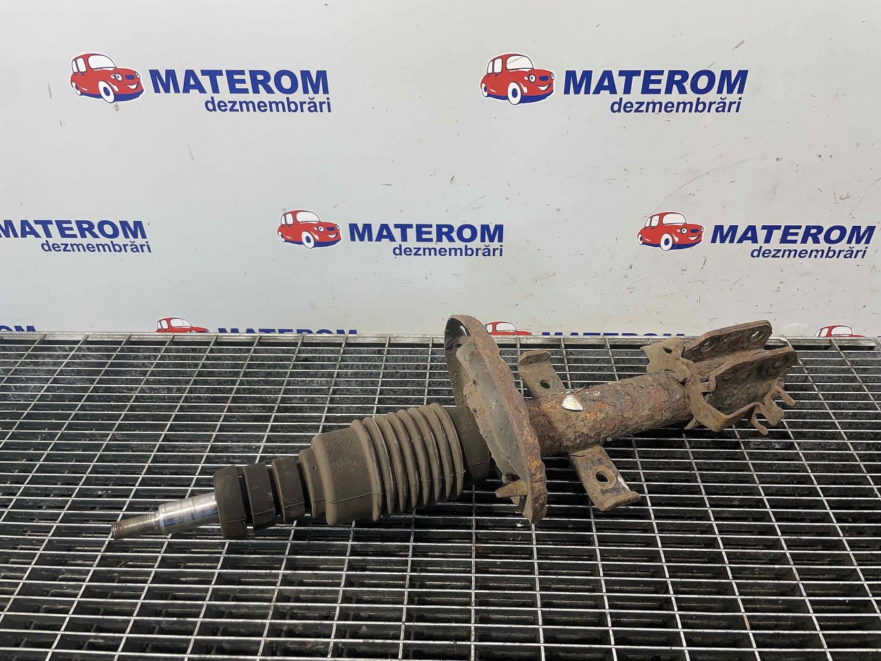 TELESCOP FATA DREAPTA RENAULT CLIO 1.5 DCI - (2005 2012)